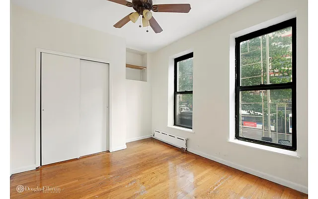 Rented by Douglas Elliman | media 14