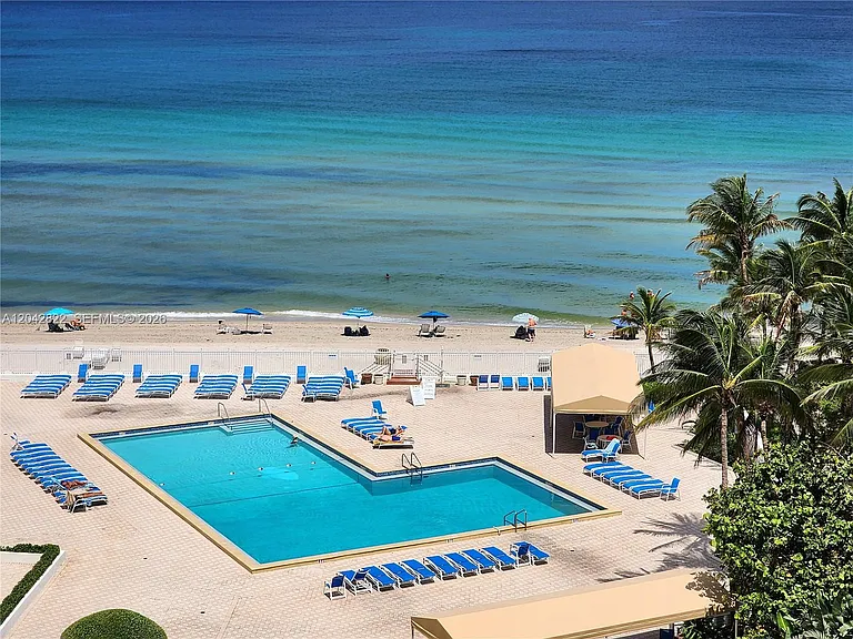 3505 S Ocean Dr #821 — Photo 17