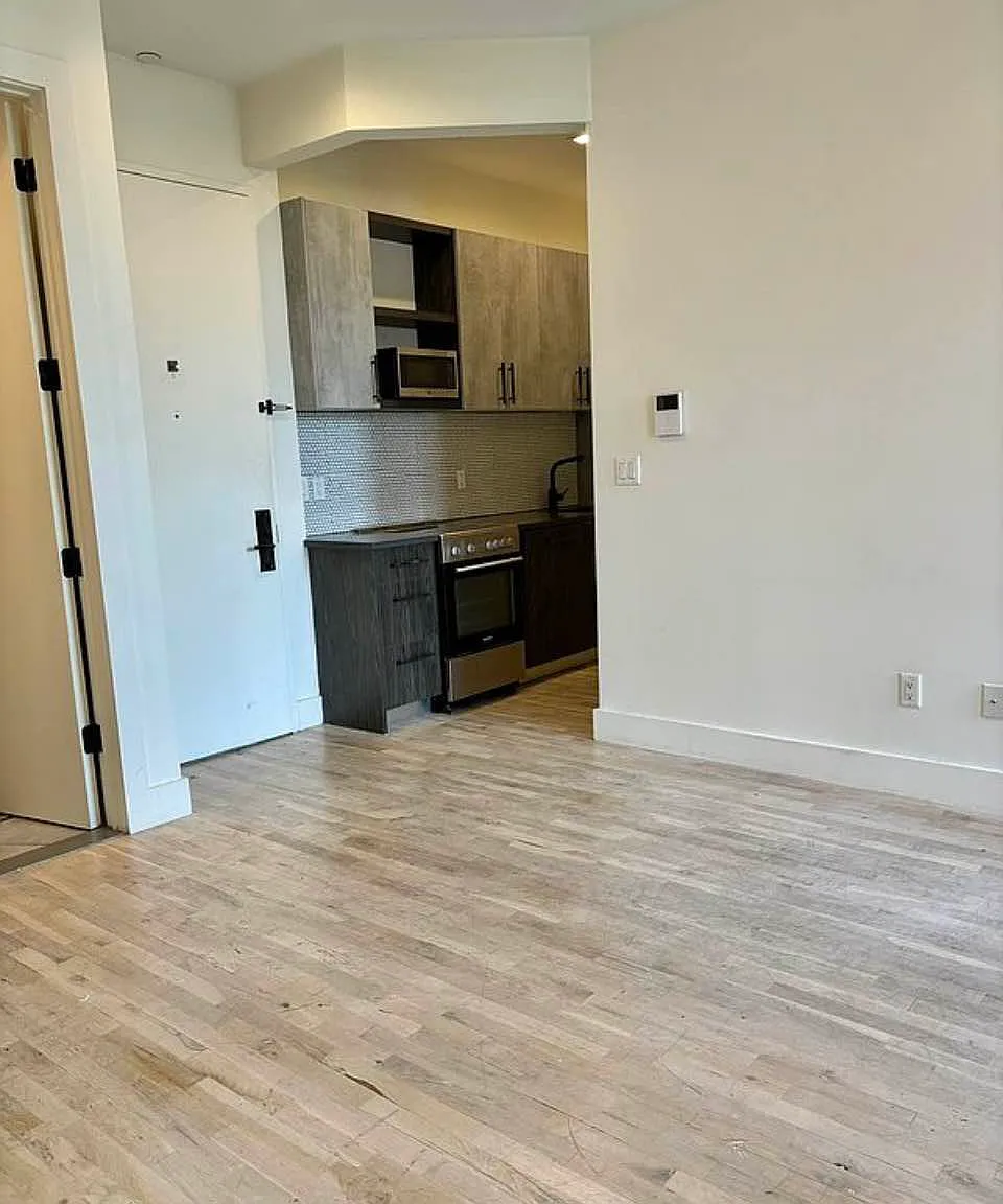 181 Troutman Street — Photo 3