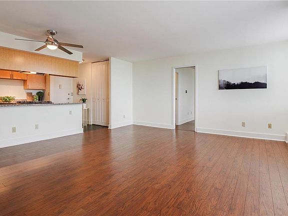 3rd image of 600 E 8th 6f St