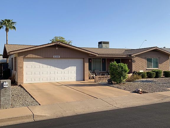 2nd image of 5142 E Emerald Cir