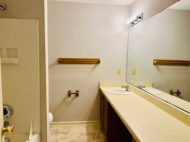 600 Audubon Lake Dr #3A12 — Photo 8