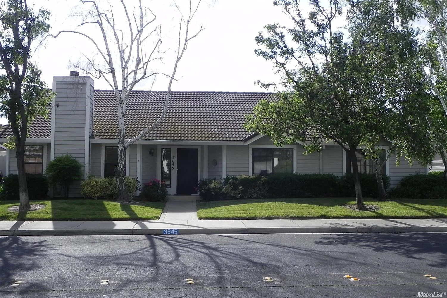 3645 Veneman Ave N photo 1