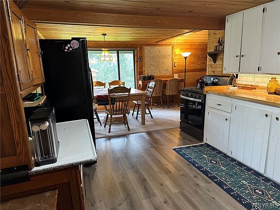 4th image of 4098 Barker Run Rd