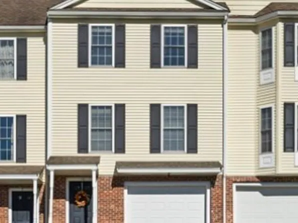 1401 Pawtucket Blvd Unit 10, Lowell, MA 01854