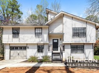734 Oxford Hall Dr, Lawrenceville, GA 30044