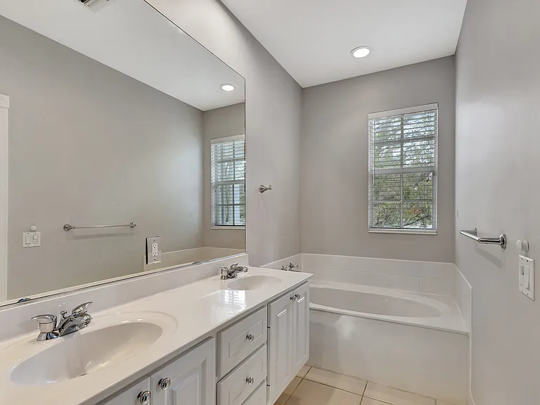 1881 W Frederick Small Rd — Photo 18