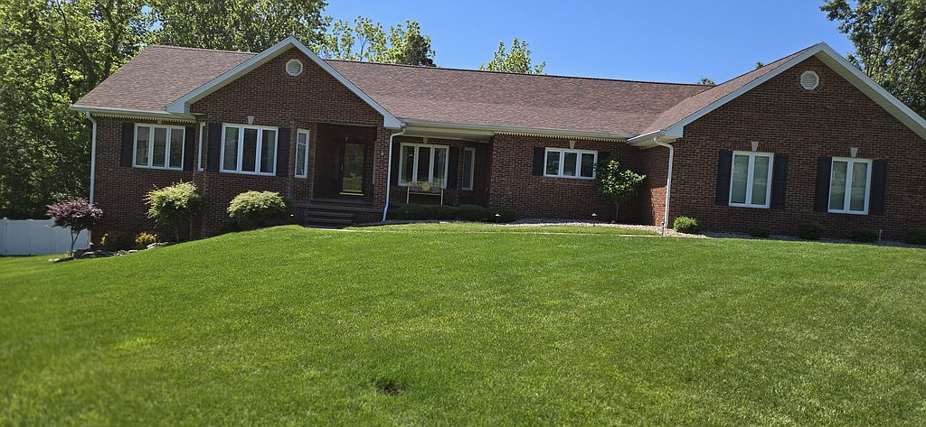 125 Doris Ct - Property Image