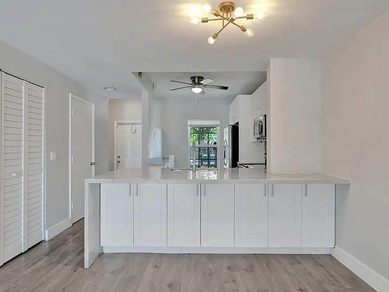 9913 NW 57th Mnr — Photo 46