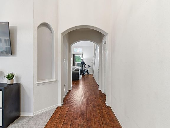 2nd image of 3019 Trinity Pass Ct