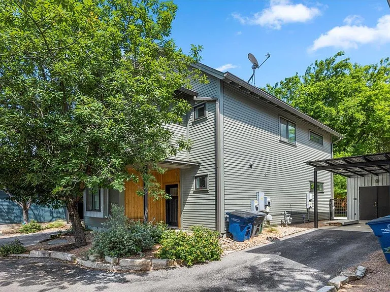 3505 Villa Ct #10 — Photo 2