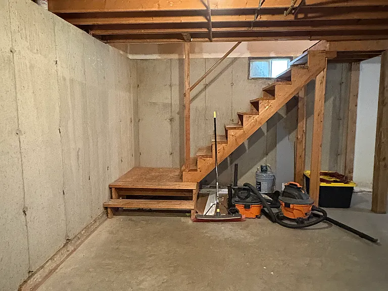 254 Saratoga Ave — Photo 27