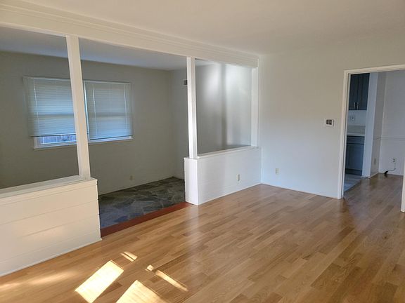 2nd image of 2538 Kelton Ave