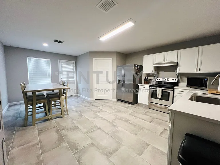 856 Poncho Ln — Photo 4