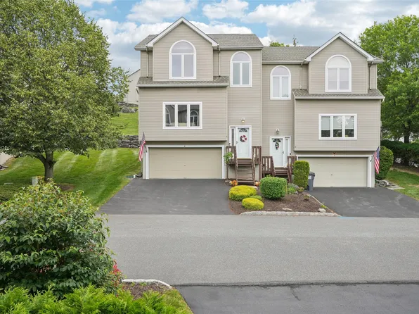 4 Cliffside Court, Highland Mills, NY 10930