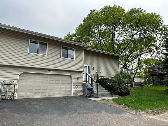 2nd image of 3564 York Dr