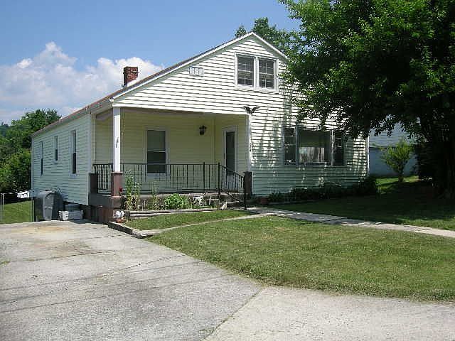 1st image of 3440 N 4th St