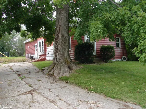 615 S Locust St, Mount Pleasant, IA 52641
