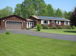 1128 Green Corners Rd, Amsterdam, NY 12010