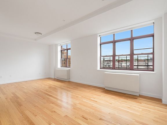 2nd image of 247 W 115th St APT 6B