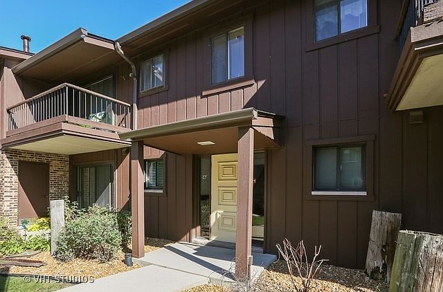 1st image of 56 Pier Dr APT 202