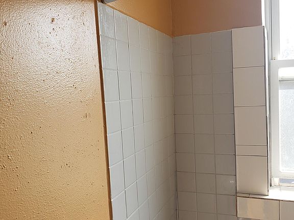 4th image of 5442 S Harper Ave #102