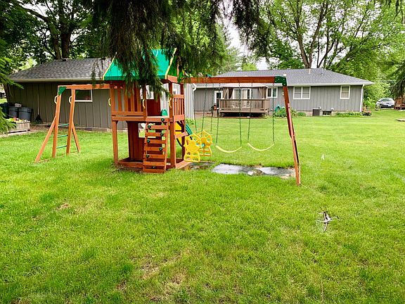 5th image of 412 W Jasper St