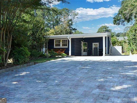 4th image of 6810 Sunny Brook Ln
