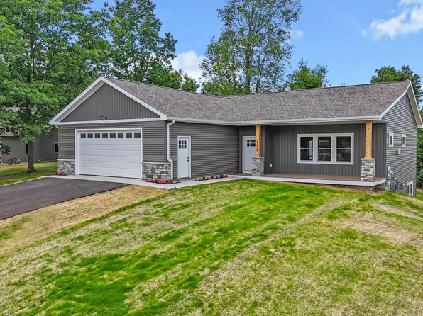 1376 Nightingale Ln, Kingsley, MI 49649