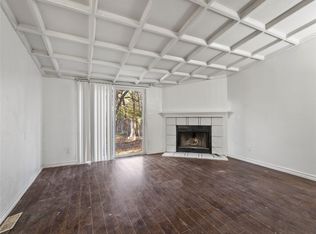 202 Forgotten Ln, Mabank, TX 75156