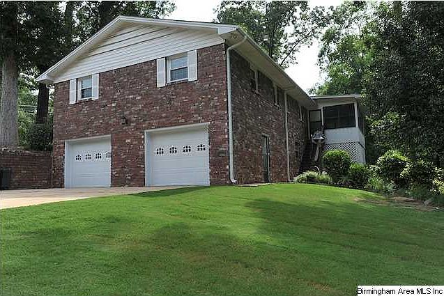 2nd image of 2600 Greenmont Dr