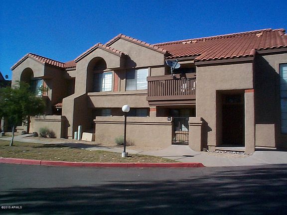 3rd image of 700 E Mesquite Cir