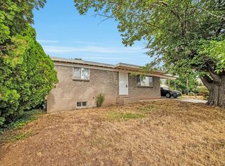 176 N Main St, North Salt Lake, UT 84054
