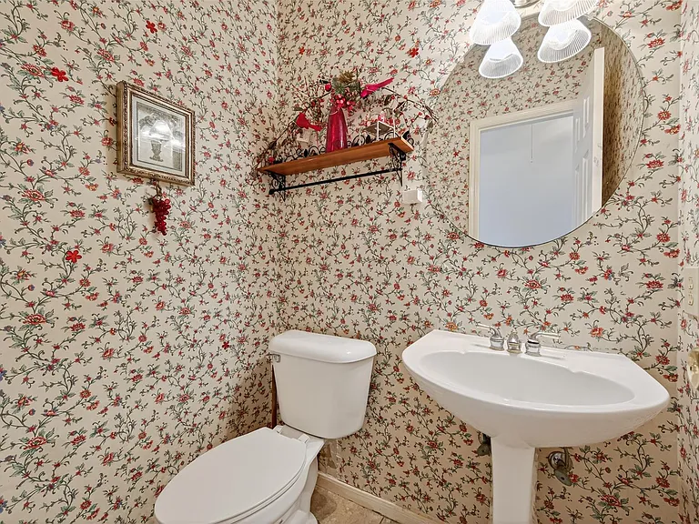 12727 Magnolia Leaf St — Photo 15