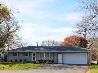 101 Fairview Dr, Morrison, IL 61270