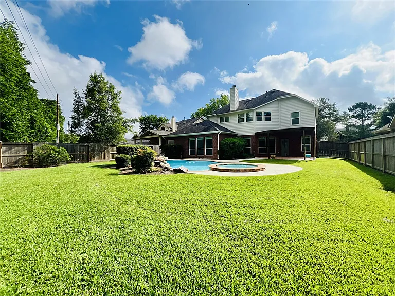 23703 Banning Point Ct — Photo 27