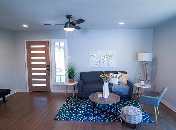3rd image of 2515 San Paula Ave
