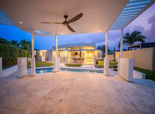 464 Camino De Lks, Gurabo, PR 00778