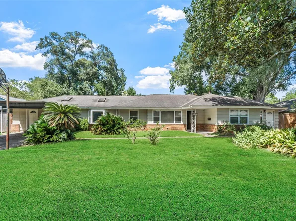 9346 Willowview Ln, Houston, TX 77080