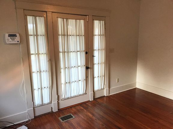5th image of 3821 Dumaine St