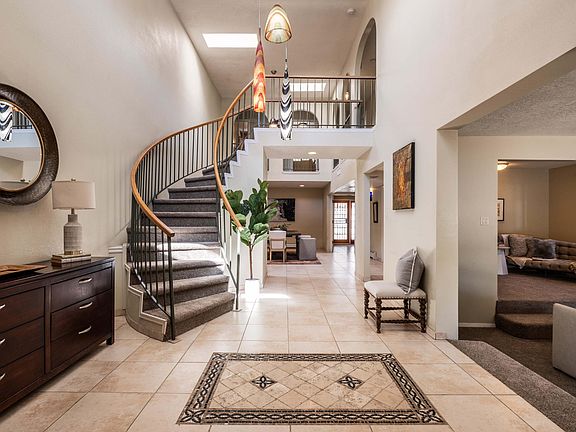 3rd image of 13401 Desert Hills Pl NE
