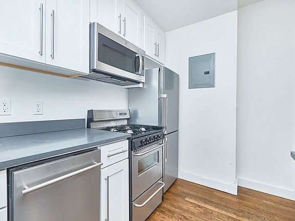 5th image of 315 W 113th St APT 3F