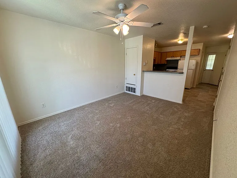 4508 Mattie Dr — Photo 3