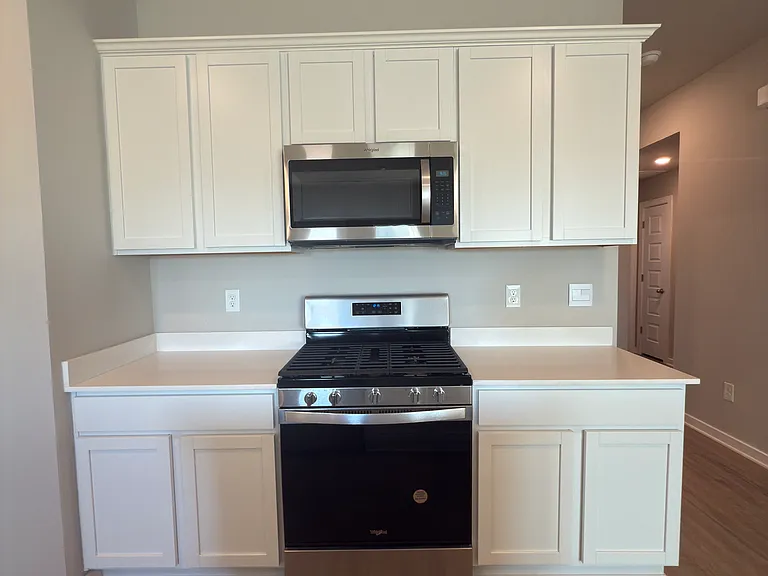 2924 Firefly Dr — Photo 17