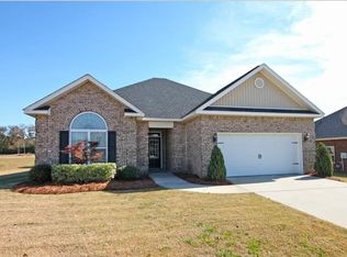 105 Hampton Meadows Dr, Bonaire, GA 31005