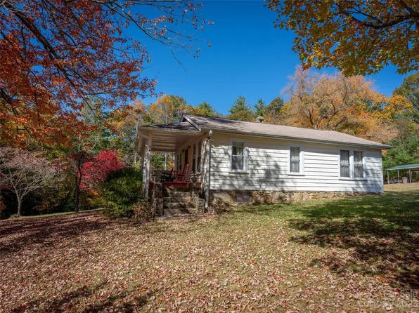 34 Harrison Hill Rd, Swannanoa, NC 28778