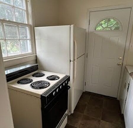 2nd image of 1821 Gatewood Ave
