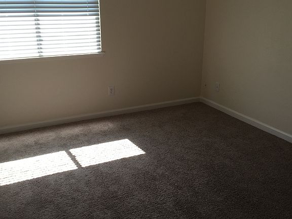 5th image of 6877 Cherrywood Cir