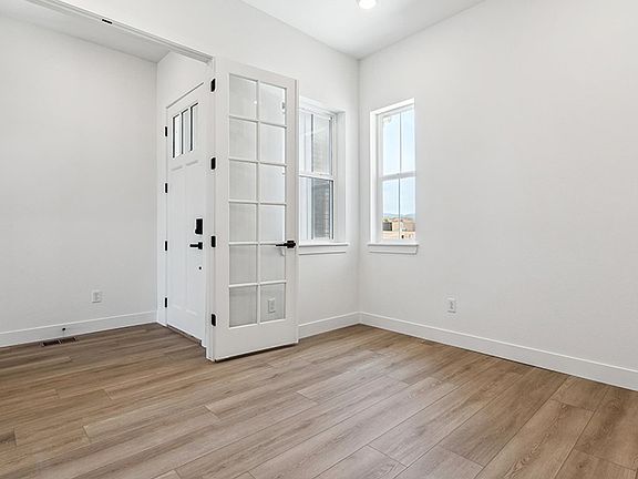 Flex Room