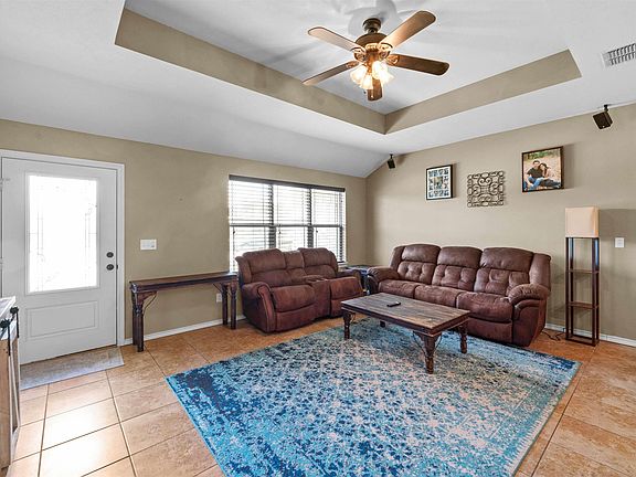 3rd image of 305 Mission Crest Cir